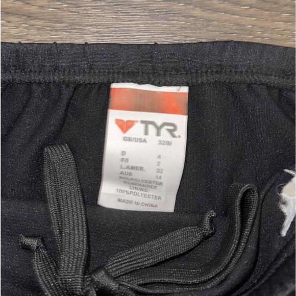TYR Swim Briefs - Picture 3 of 4